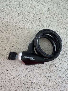 Master Lock- Black Tough Cable Bike or Storage chain with Key